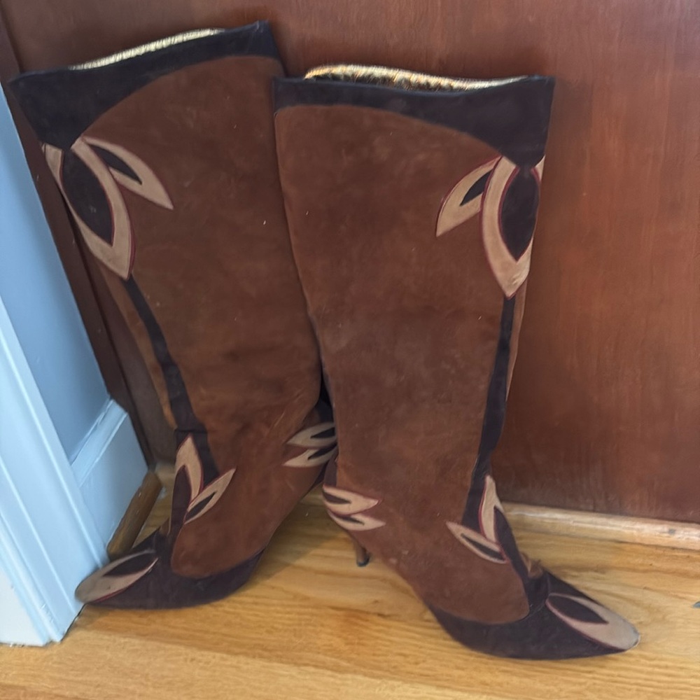 Dolce Gabbams GORGEOUS Vintage boots